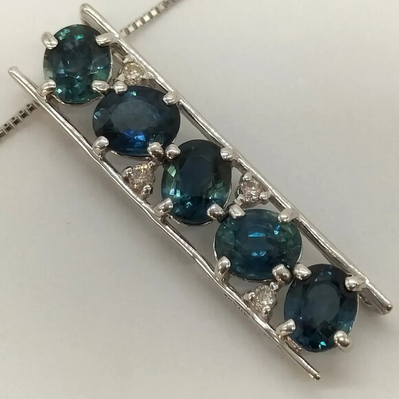 Jewelry Pendant Necklace Sapphire 2.65ct White Gold 3551370